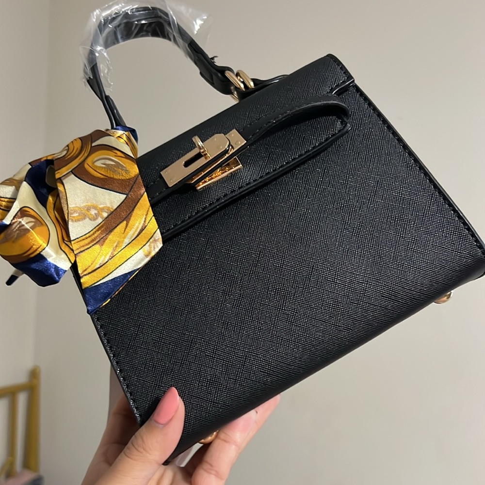 Mini Bag 🌺 - Picture 6 of 8